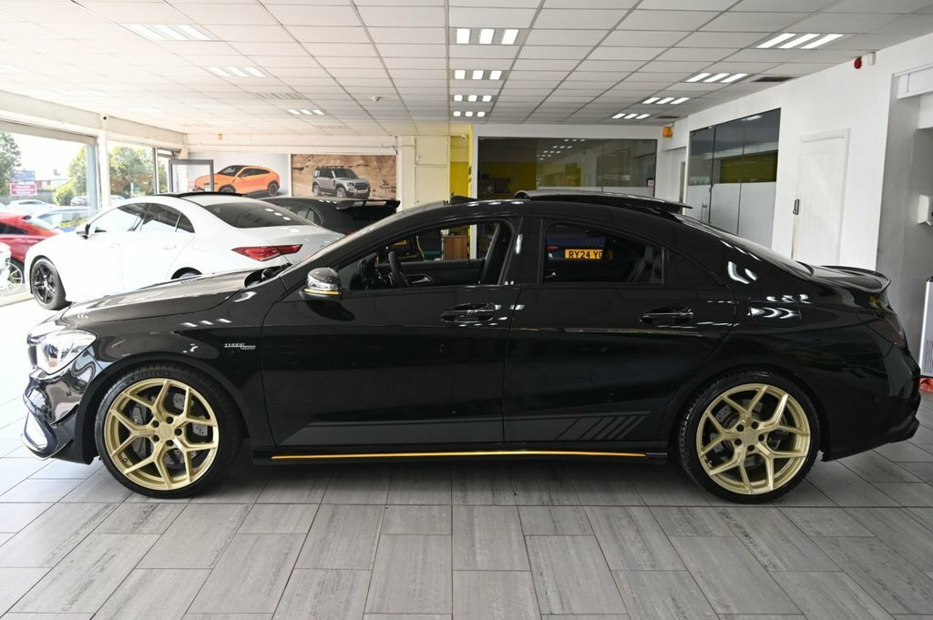 Mercedes-Benz CLA Class 2L Amg Yellow Night Edition Black #4