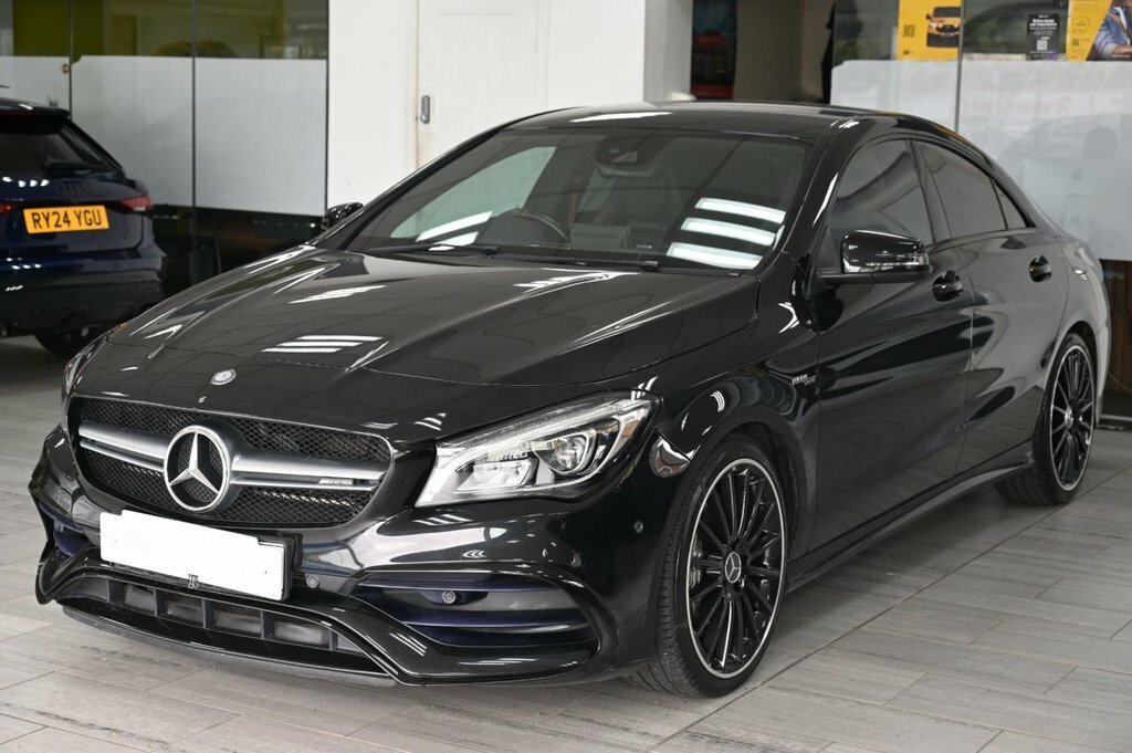 Mercedes-Benz CLA Class 2L Amg Black #5