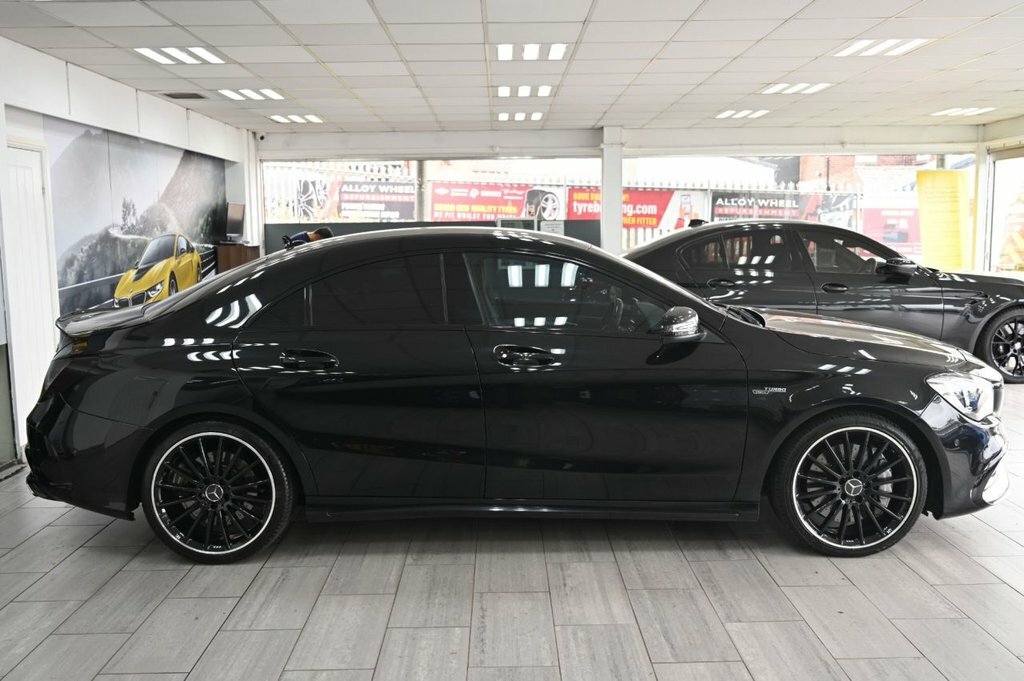 Mercedes-Benz CLA Class 2L Amg Black #3
