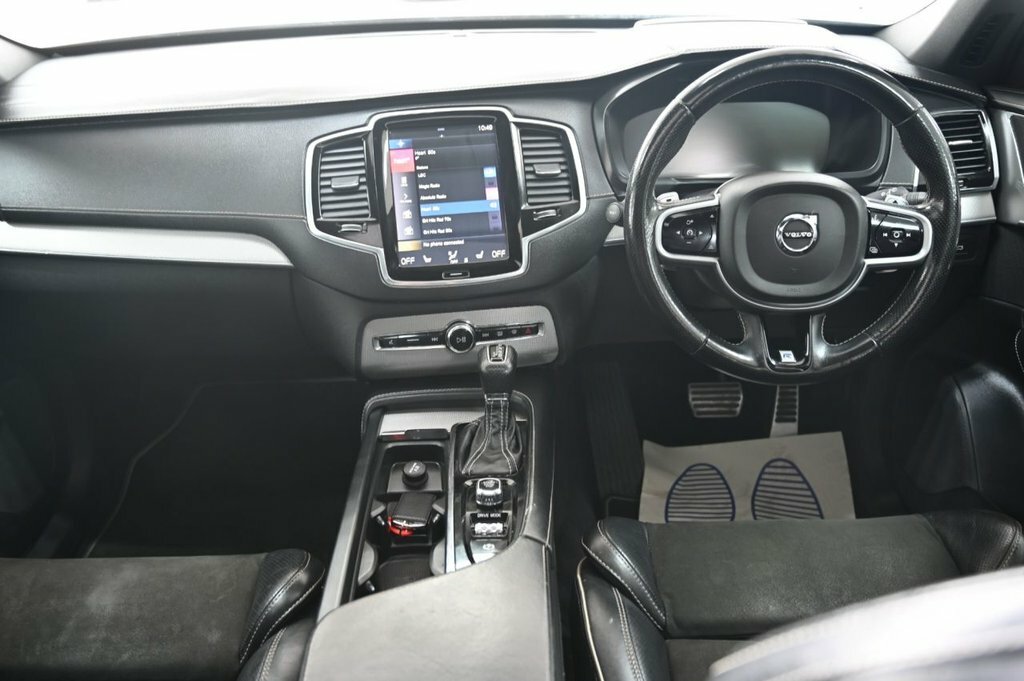 Volvo XC90 Momentum Pro Grey #17