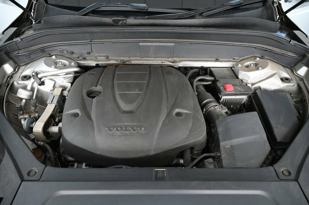 Volvo XC90 Momentum Pro Grey #37