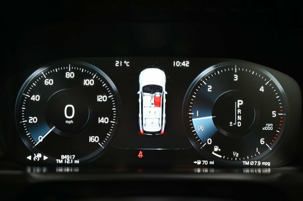 Volvo XC90 Momentum Pro Grey #19