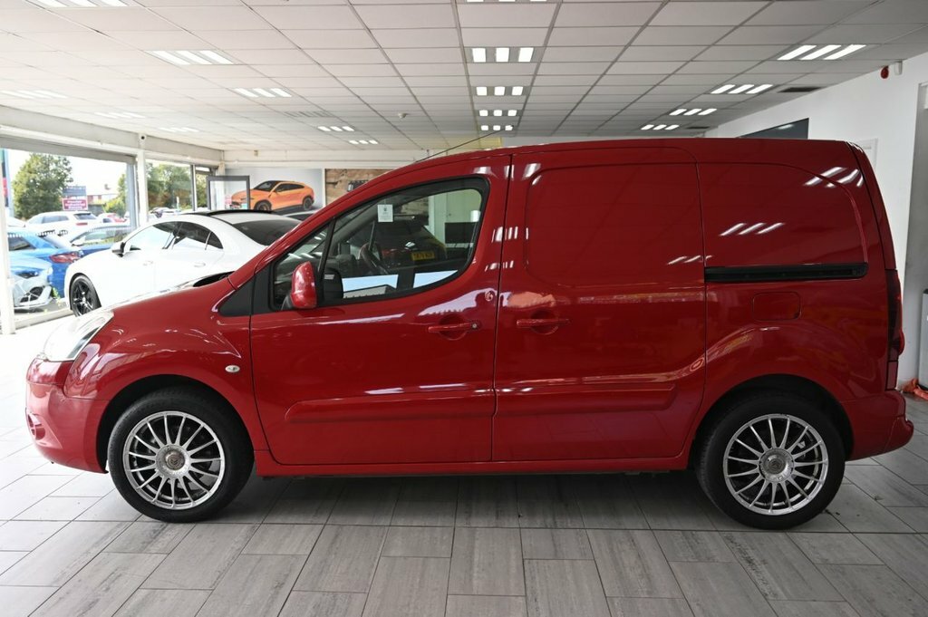Citroen Berlingo 1.6L Enterprise Red #4
