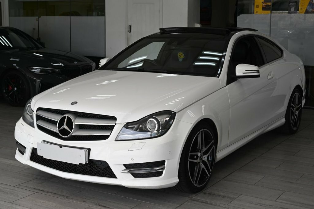 Mercedes-Benz C Class 2.1L Amg Sport Edition White #5