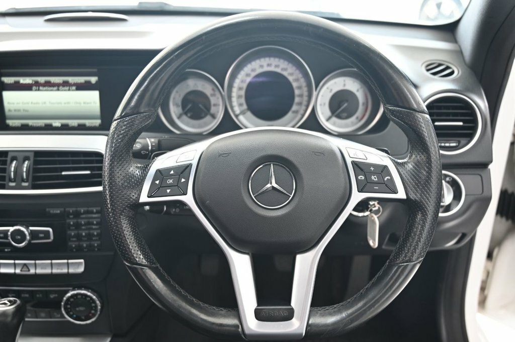Mercedes-Benz C Class 2.1 C220 Cdi Amg White #17