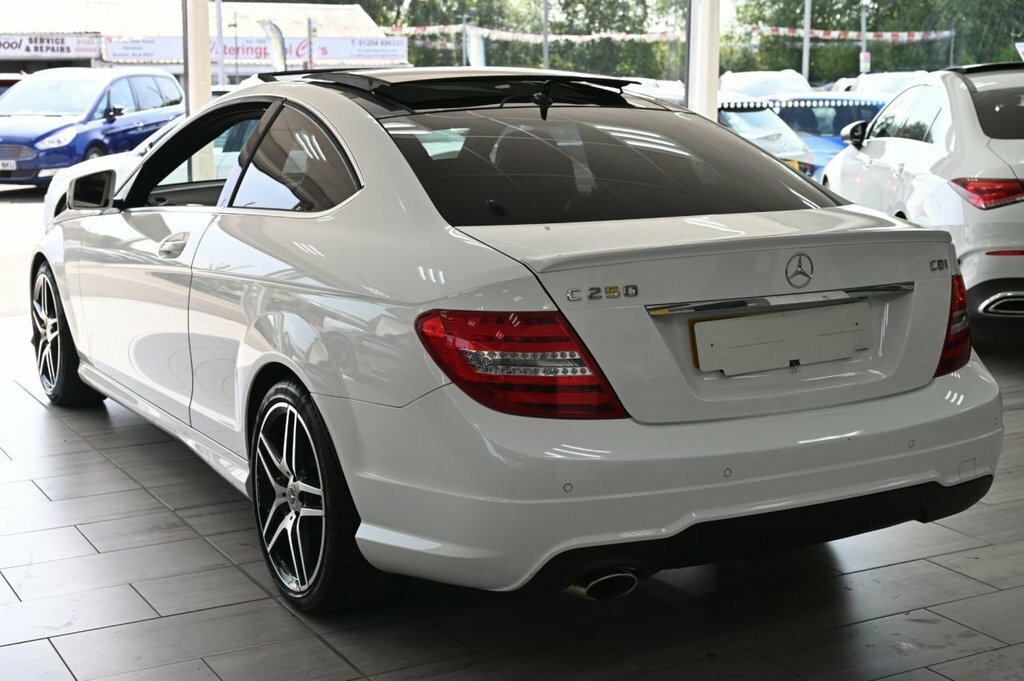 Mercedes-Benz C Class 2.1 C220 Cdi Amg White #11