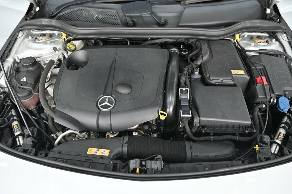 Mercedes-Benz CLA Class 2.1 Cla 220 D Grey #27