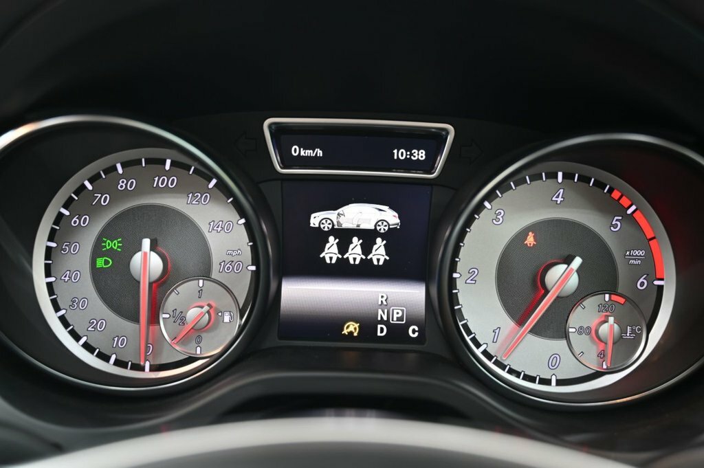 Mercedes-Benz CLA Class 2.1 Cla 220 D Grey #25