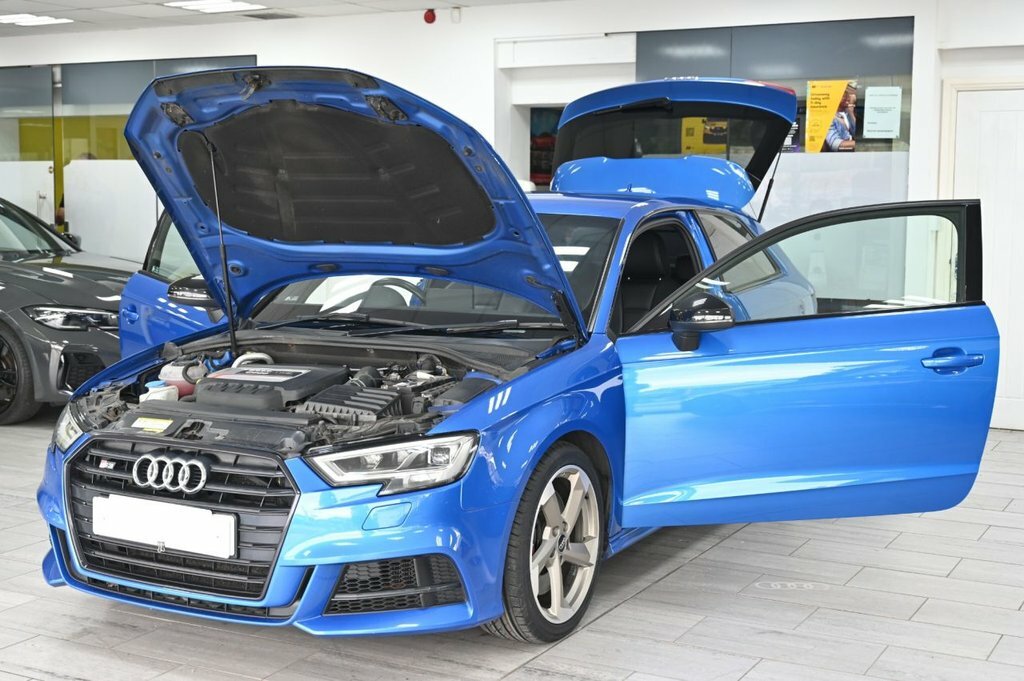Audi S3 S3 Tfsi Quattro S Tronic Yellow #11