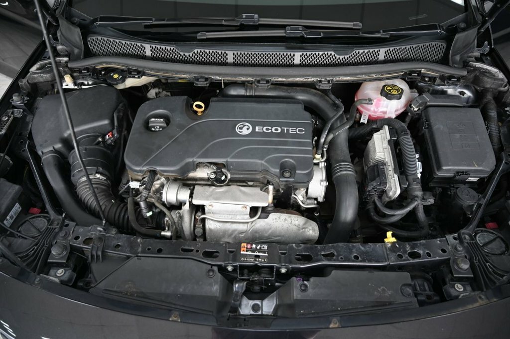Vauxhall Astra 1.0I Turbo Ecoflex Red #28