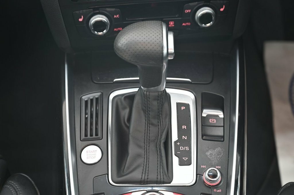 Audi Q5 2.0 Tdi Quattro S Line 188 Bhp Grey #24