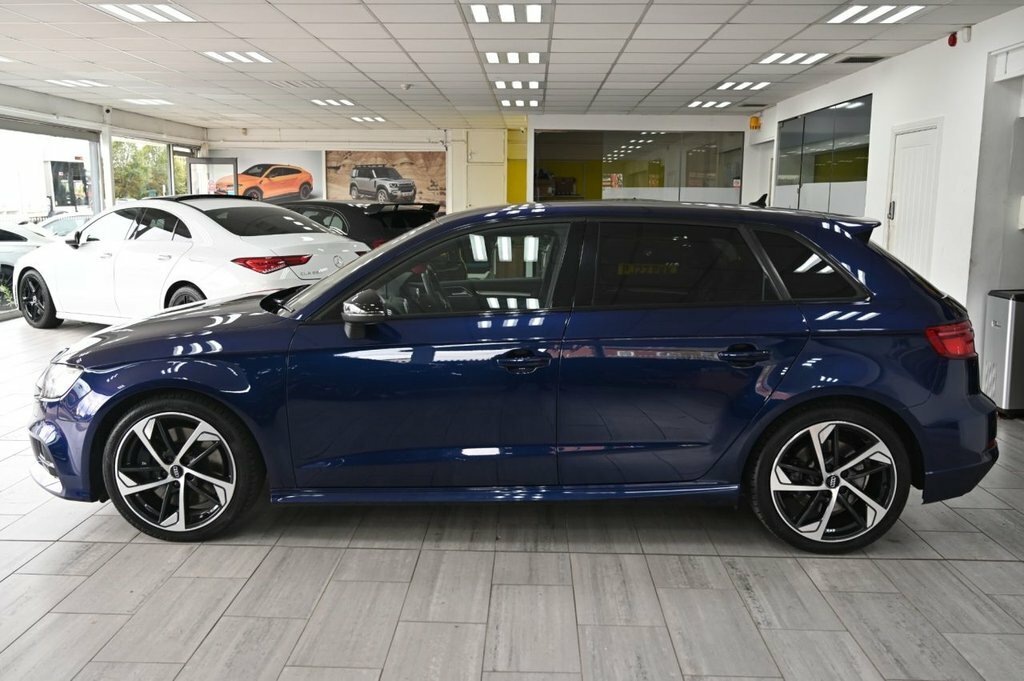 Audi S3 2L Black Edition Blue #4