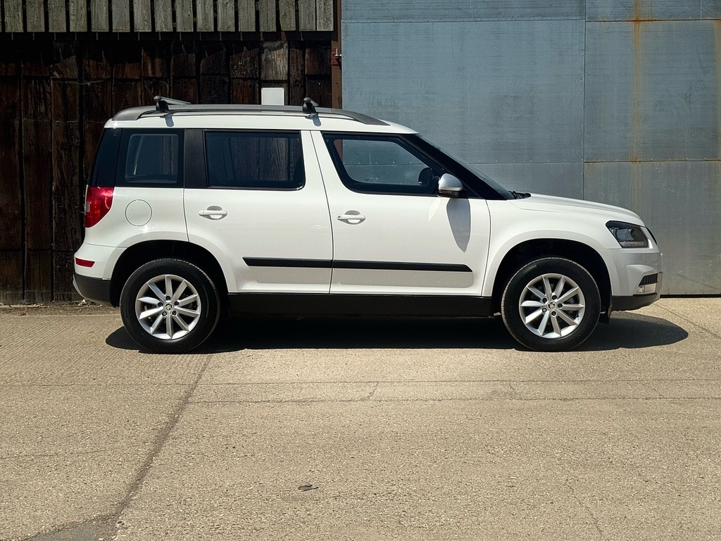 Skoda Yeti Tsi S U3378 Ulez White #3