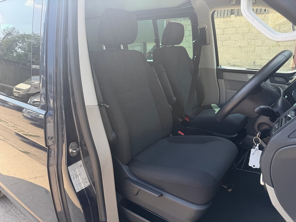 Volkswagen Transporter 2.0 Tdi T28 Bluemotion Tech Highline Fwd Swb Euro White #9