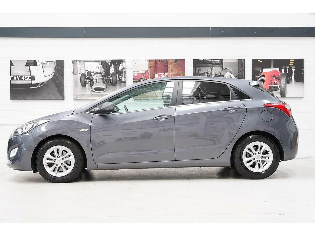 Hyundai I30 1.6 Crdi Blue Drive Se Euro 6 Ss Grey #6