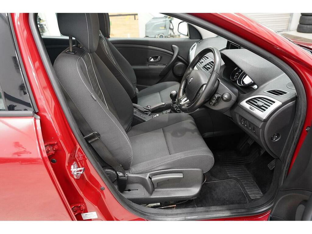 Renault Megane 1.5 Dynamique Tomtom Energy Dci Ss 110 Bhp White #9