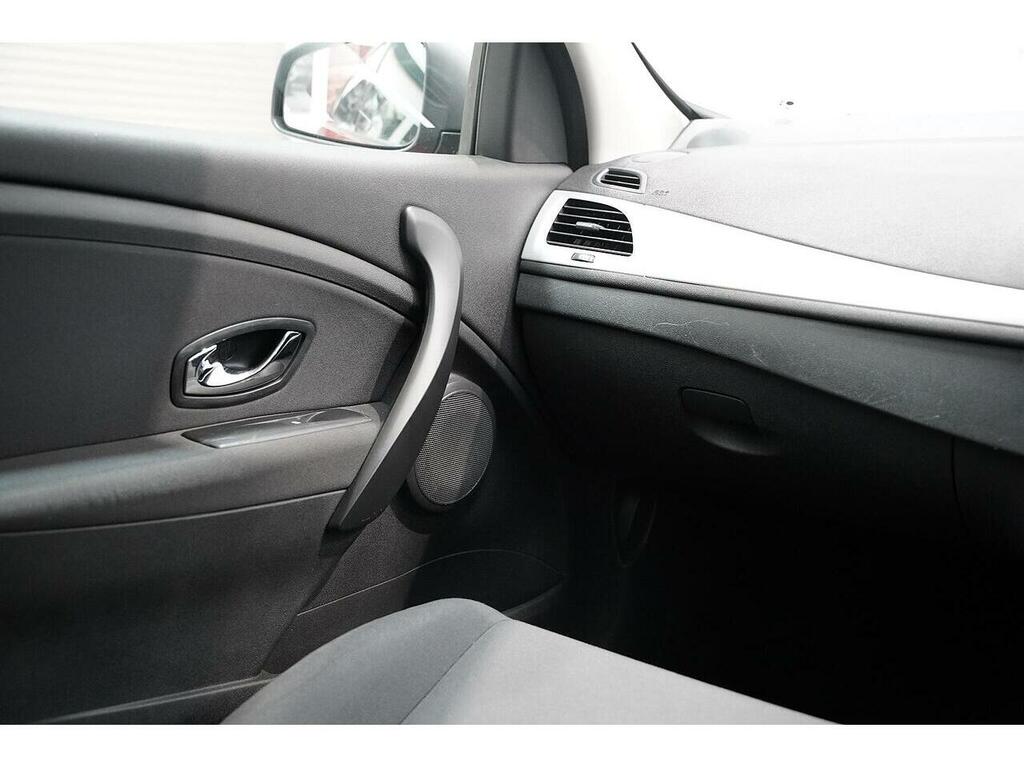 Renault Megane 1.5 Dynamique Tomtom Energy Dci Ss 110 Bhp White #25