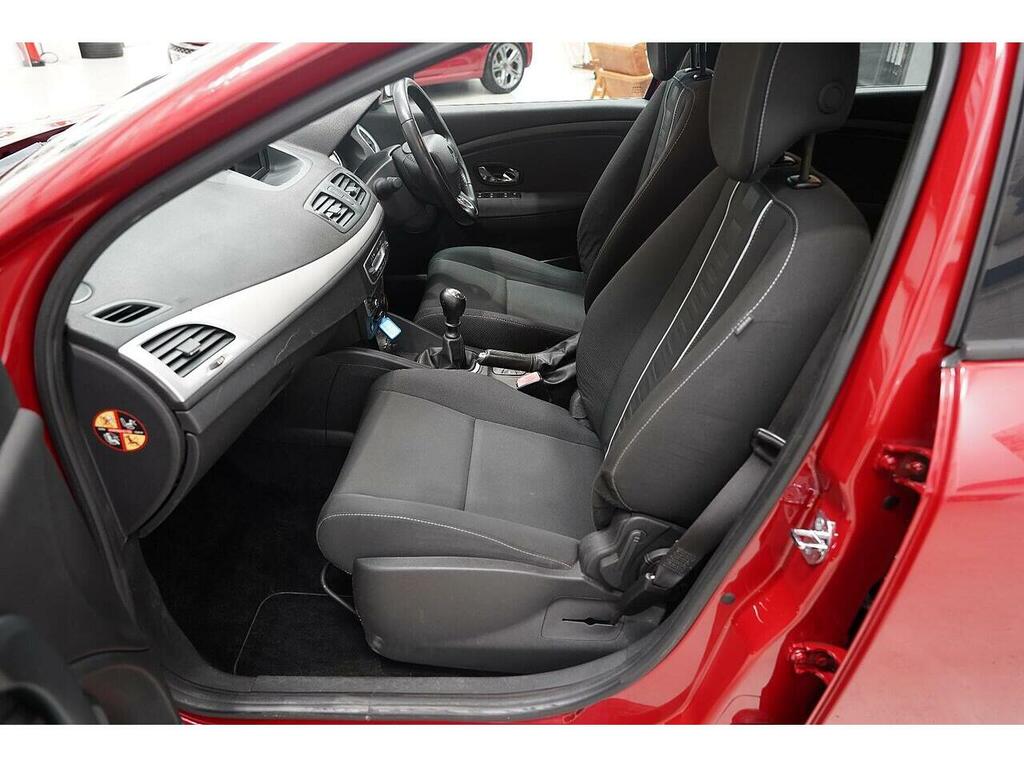 Renault Megane 1.5 Dynamique Tomtom Energy Dci Ss 110 Bhp White #11