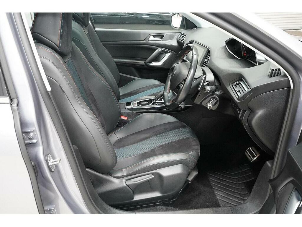 Peugeot 308 White #9