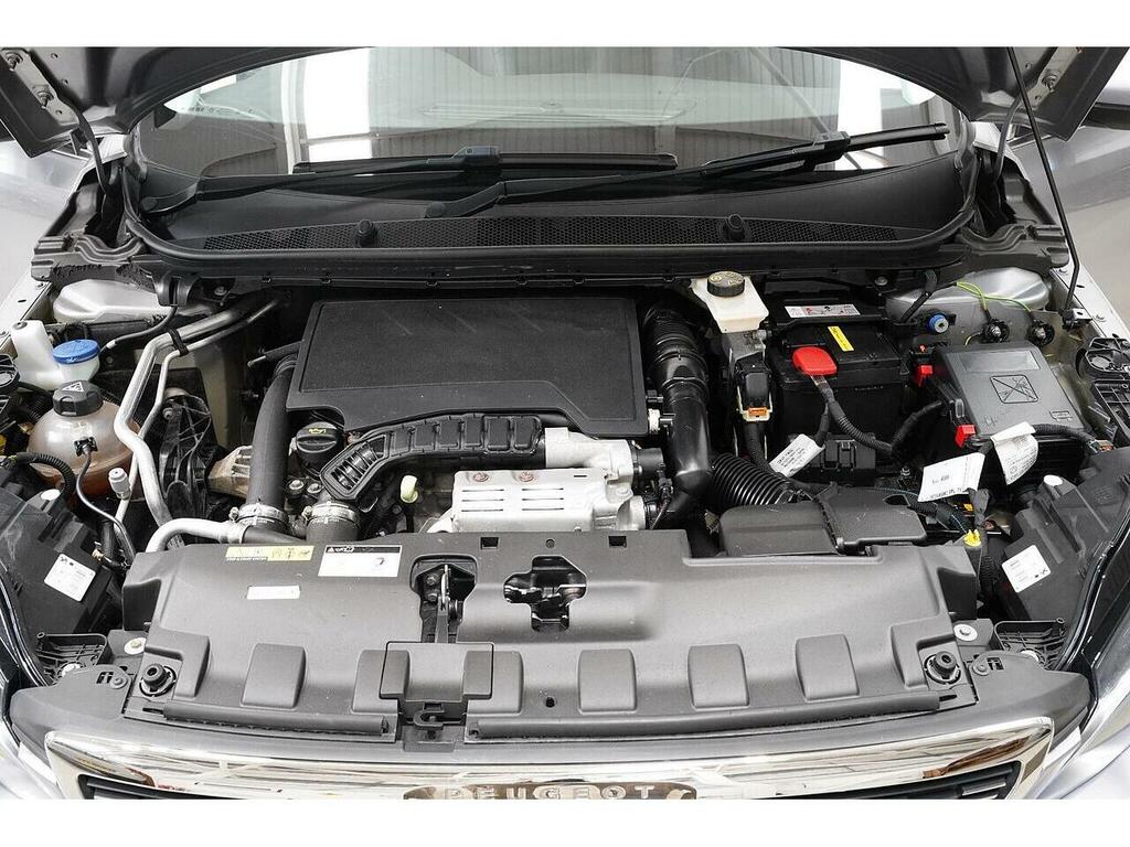 Peugeot 308 White #27
