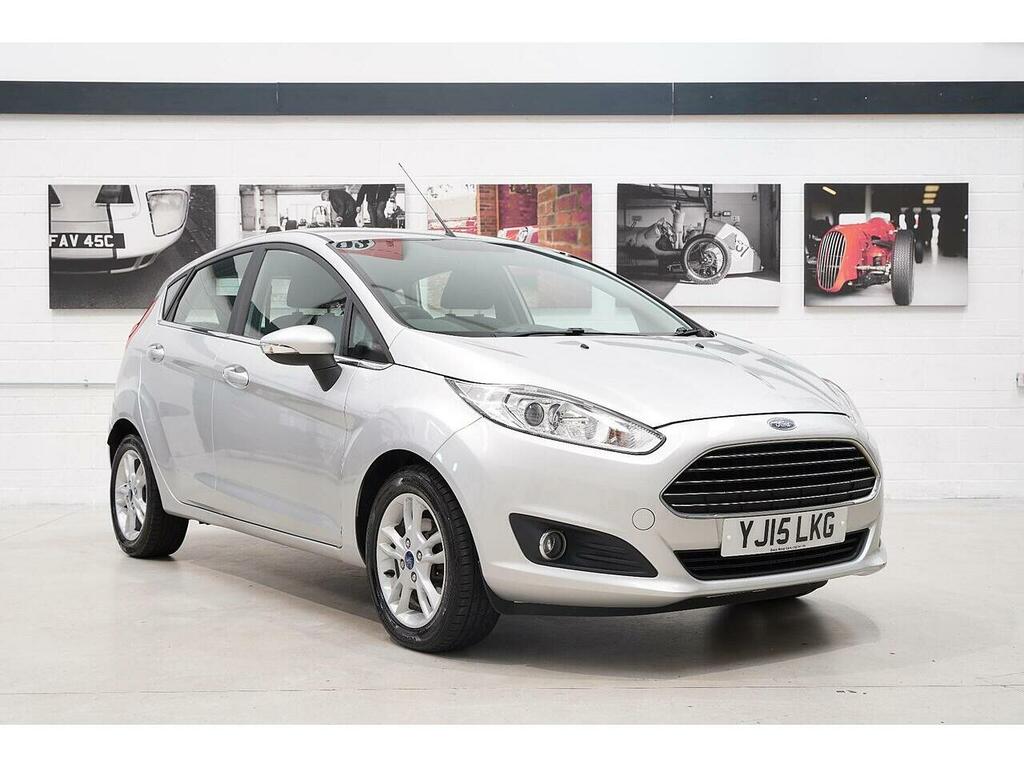 Ford Fiesta 1.25 Zetec Euro 6 Silver
