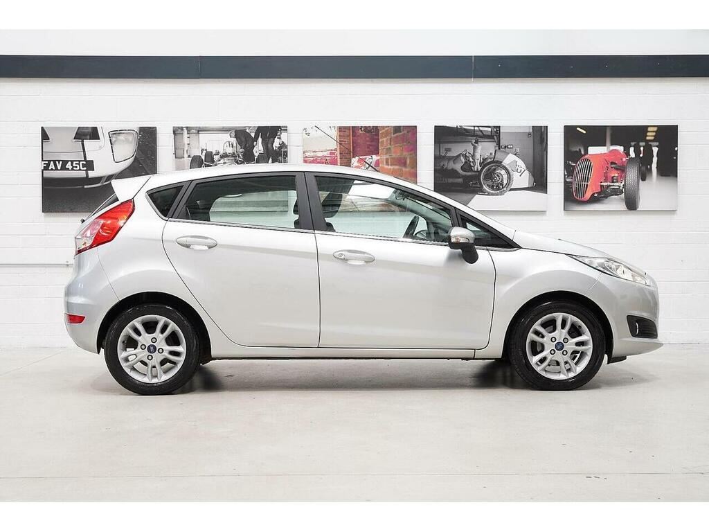Ford Fiesta 1.25 Zetec Euro 6 Silver #2