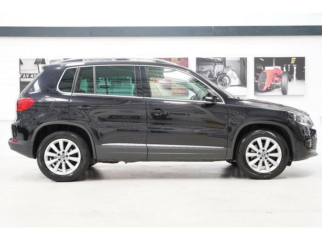 Volkswagen Tiguan 2.0 Tdi Bluemotion Tech Match 2Wd Euro 5 Ss Black #2