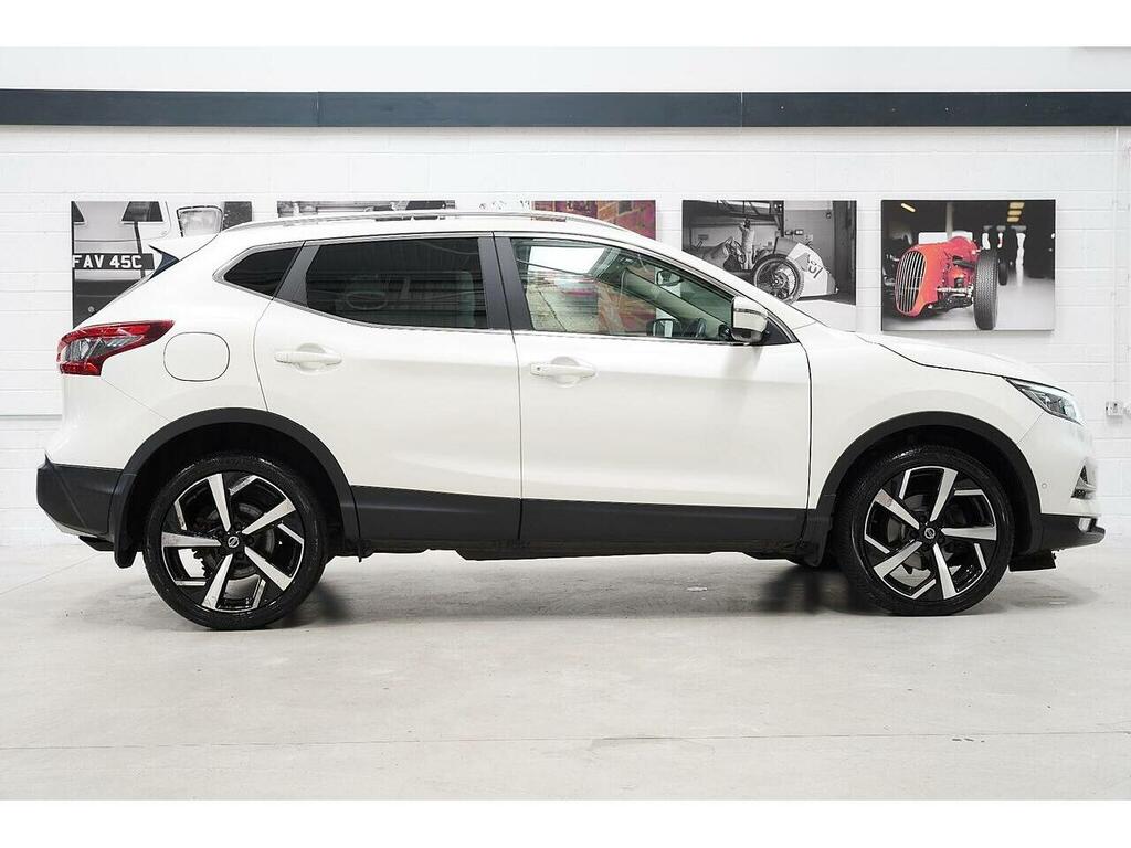 Nissan Qashqai 1.5 Dci Tekna Euro 6 Ss White #2