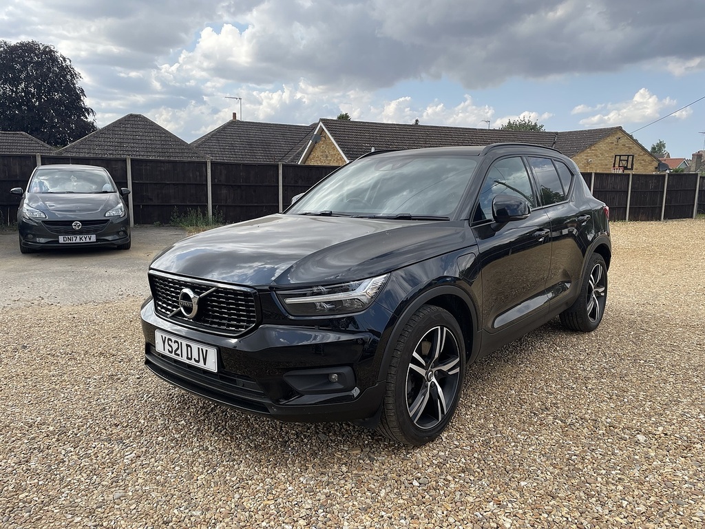 Volvo XC40 H T4 R-design Black