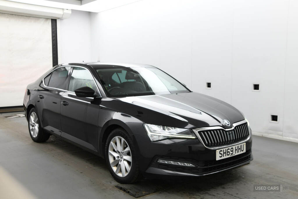 Skoda Superb 1.6 Tdi Cr Se Technology Dsg Black