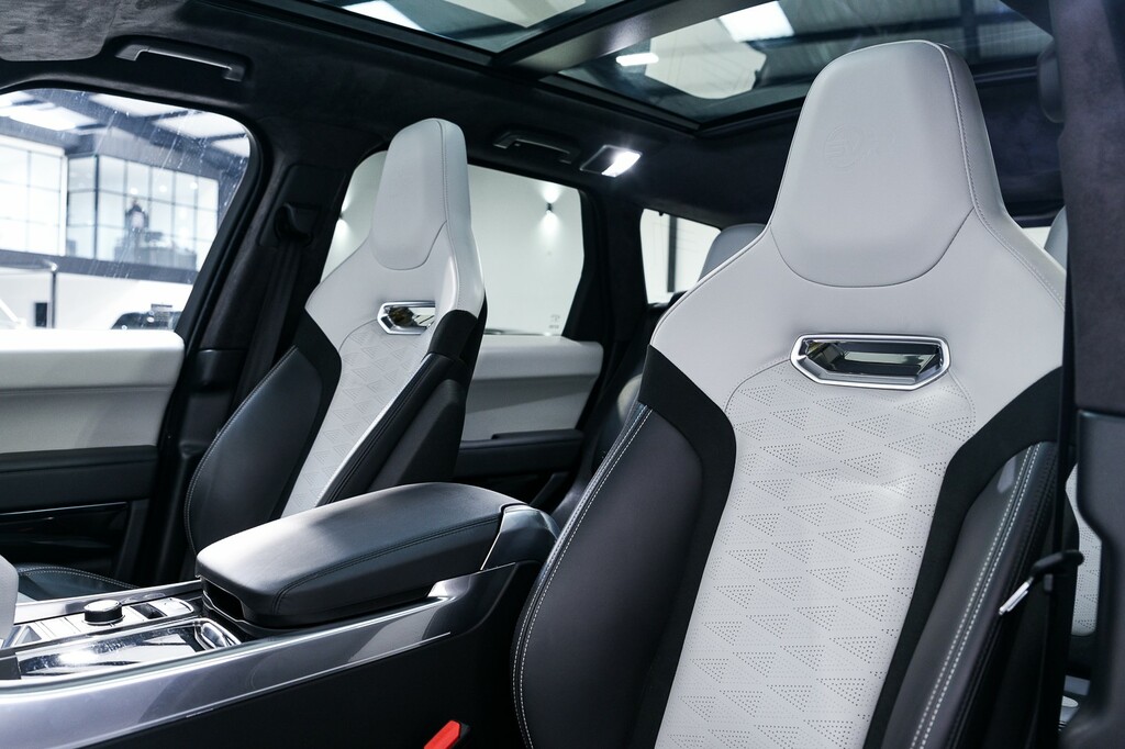 Land Rover Range Rover Sport 3.0 D250 Hse Silver Black #18
