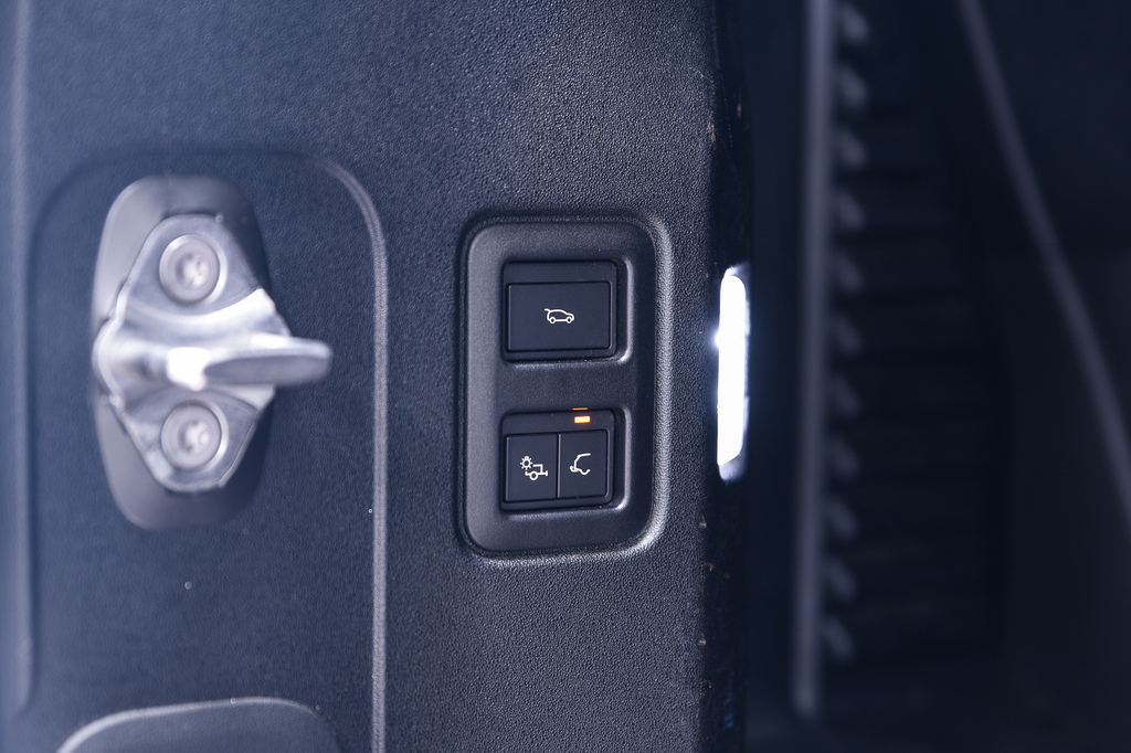 Land Rover Defender 90 Defender Hard Top D Mhev Grey #29