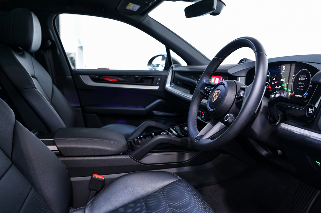 Porsche Cayenne V6 E-hybrid 25.9Kwh S Black Edition Tiptronics Eur Red #10