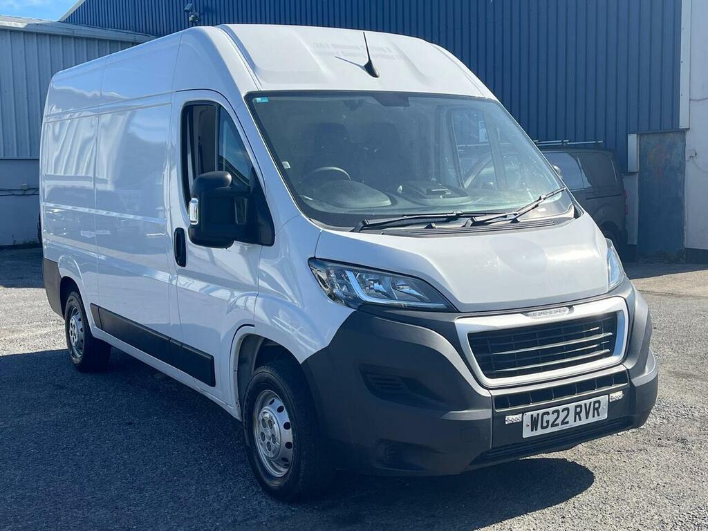 Peugeot Boxer Bluehdi 335 Professional White #2