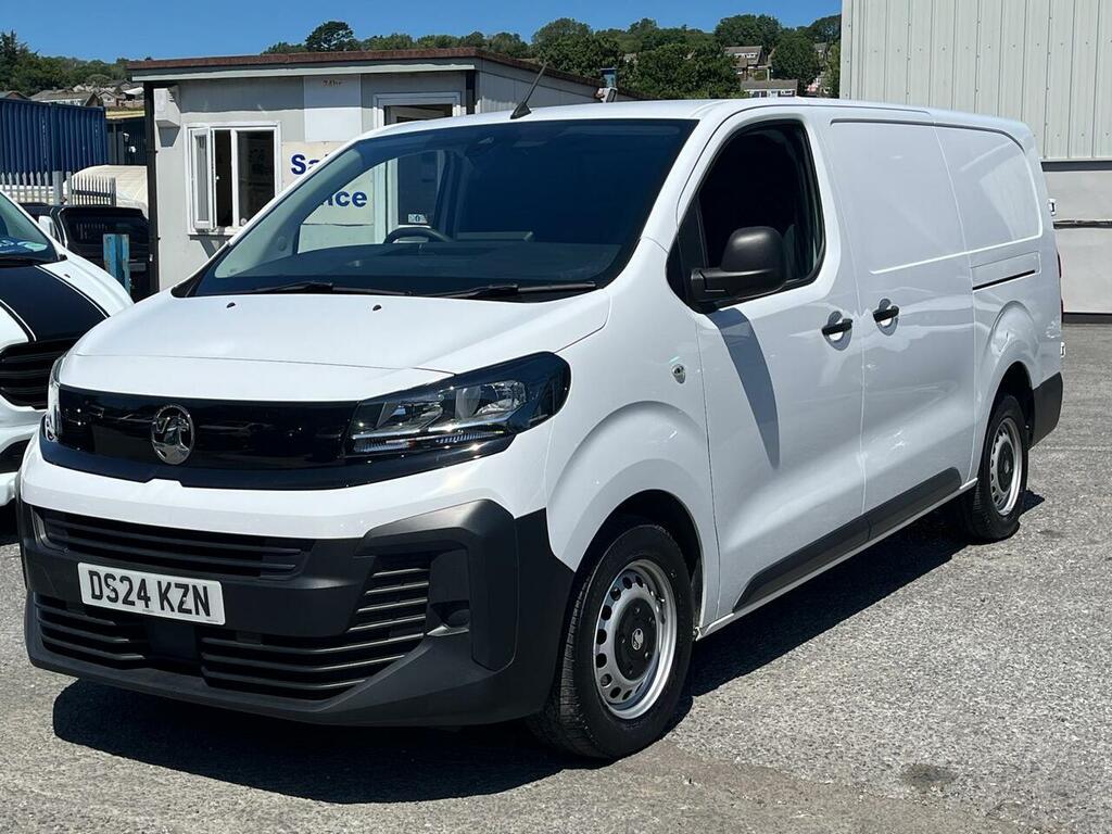 Vauxhall Vivaro Turbo D Prime White