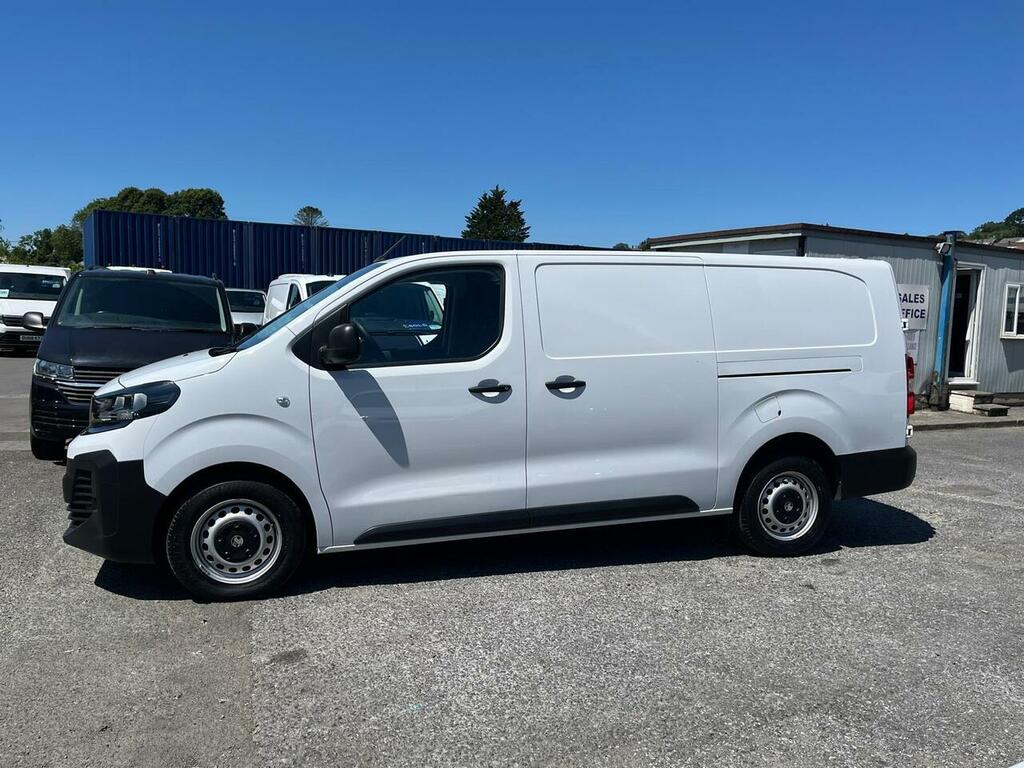 Vauxhall Vivaro Turbo D Prime White #6
