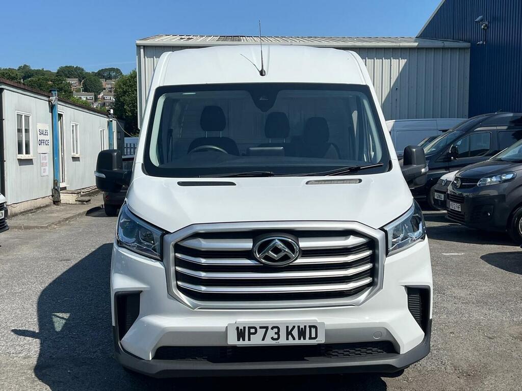 Maxus Deliver 9 D20 White #4