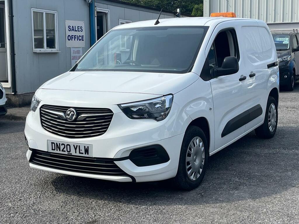 Vauxhall Combo Turbo D 2300 Sportive White
