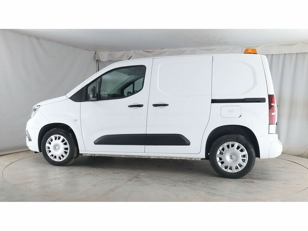 Vauxhall Combo Turbo D 2300 Sportive DN20YLW White #6