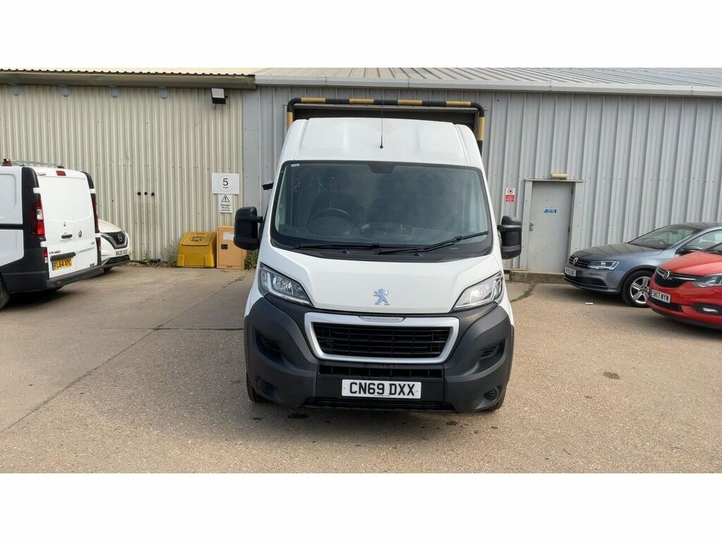 Peugeot Boxer Bluehdi 335 Professional White #2