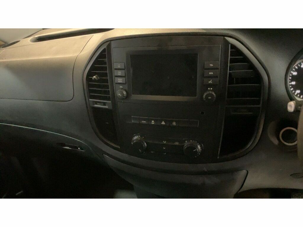 Mercedes-Benz Vito 114 Cdi Progressive White #6