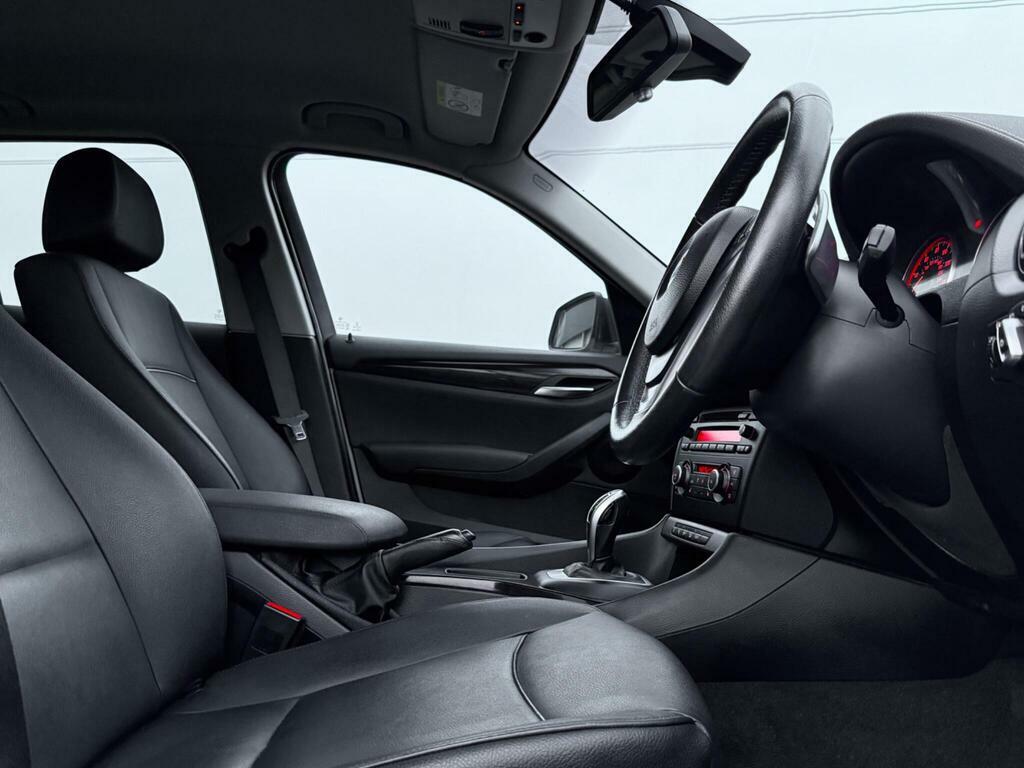BMW X1 Xdrive20d Xline Black #30