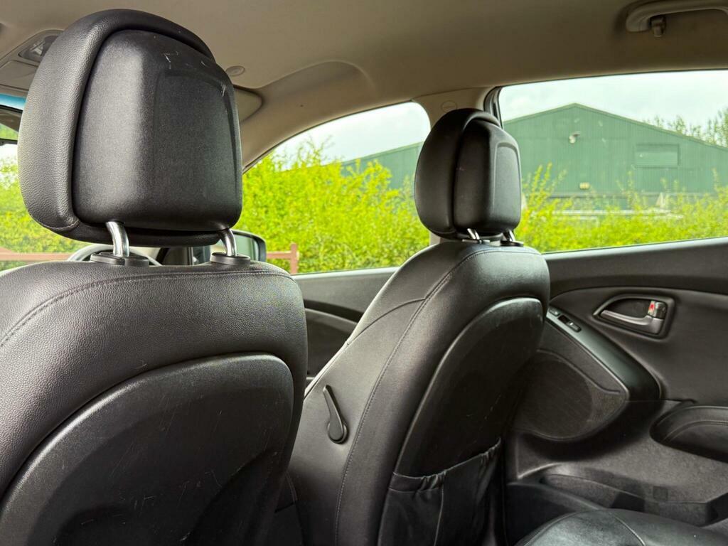 Hyundai Ix35 Ix35 Se Nav Crdi Silver #56