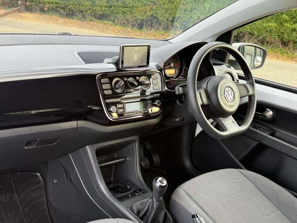 Volkswagen Up 1.0 Move Up Asg White #50