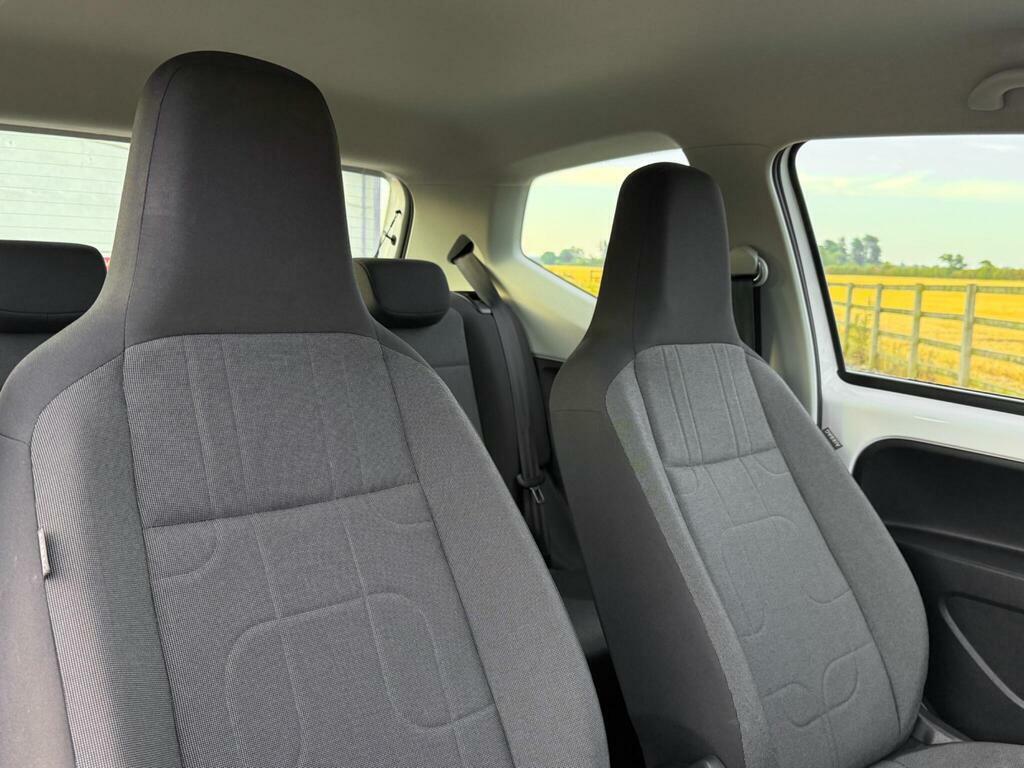 Volkswagen Up 1.0 Move Up Asg White #32