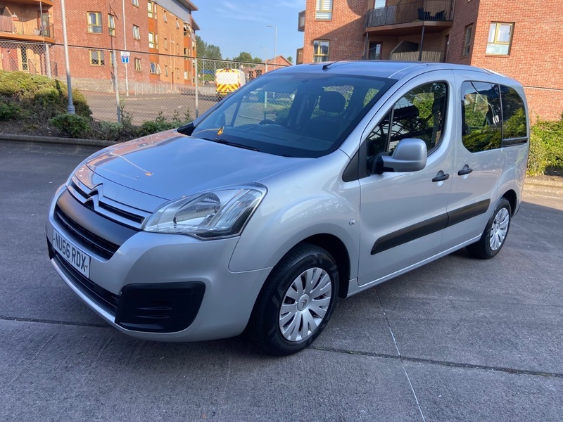 Citroen Berlingo Bluehdi Feel 1.6Hdi Mpv Silver #3