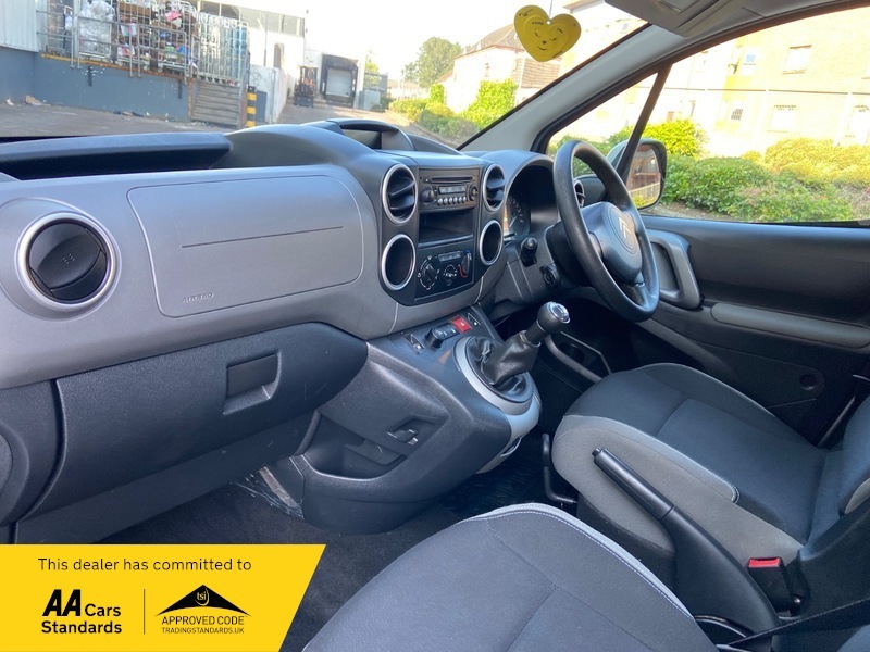 Citroen Berlingo Mpv White #11