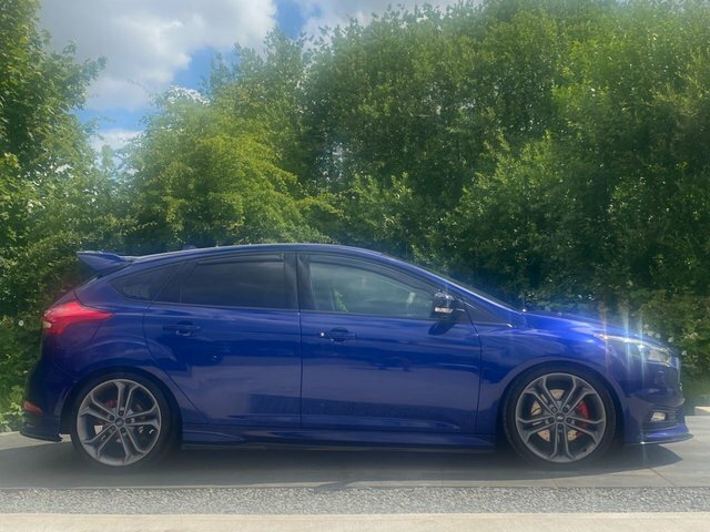 Ford Focus 2.0T Ecoboost St-3 Hatchback Eur HT66WKZ Blue #3