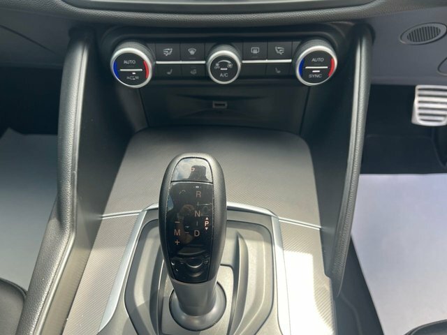 Alfa Romeo Giulia Veloce Red #15
