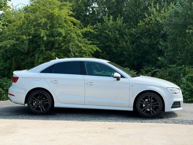 Audi A3 1.5 Tfsi S Line Black #7
